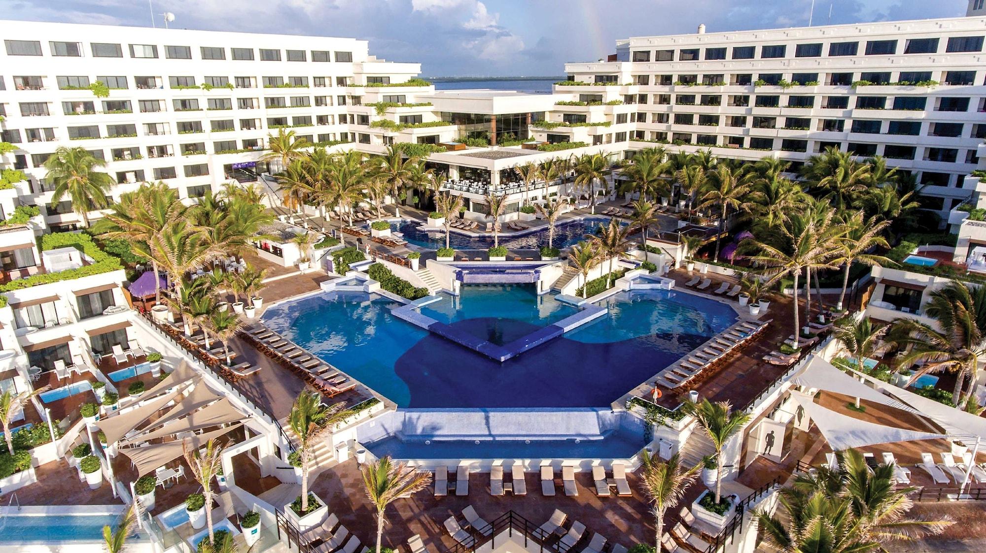 Grand Oasis Sens - All-Inclusive Adults Only Cancun Exterior photo Aerial view of the resort