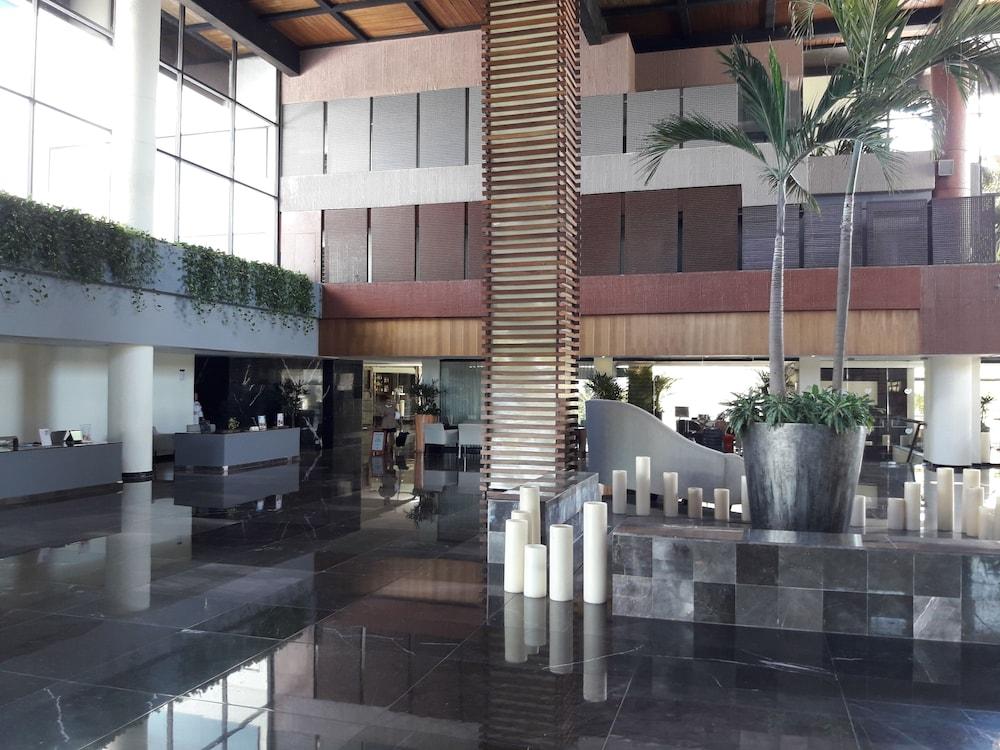 Grand Oasis Sens - All-Inclusive Adults Only Cancun Exterior photo Interior of the hotel