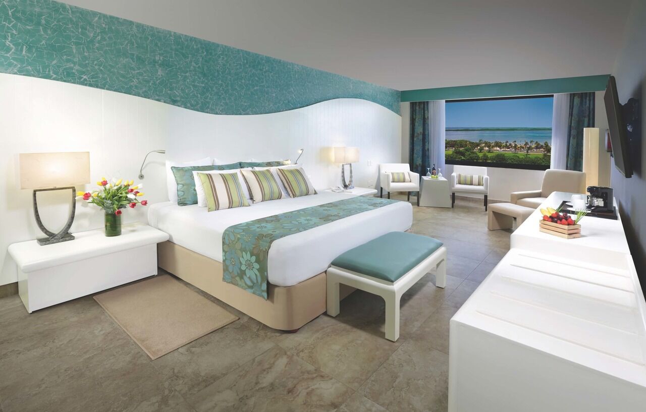 Grand Oasis Sens - All-Inclusive Adults Only Cancun Exterior photo A room at the Hard Rock Hotel